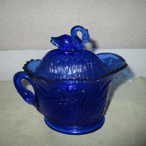 Cobalt Blue SWAN Creamer with Lid... Excellent... Even use as a trinket holder